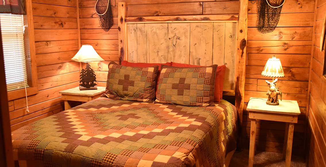 Eureka Springs Cabin - The Trapper